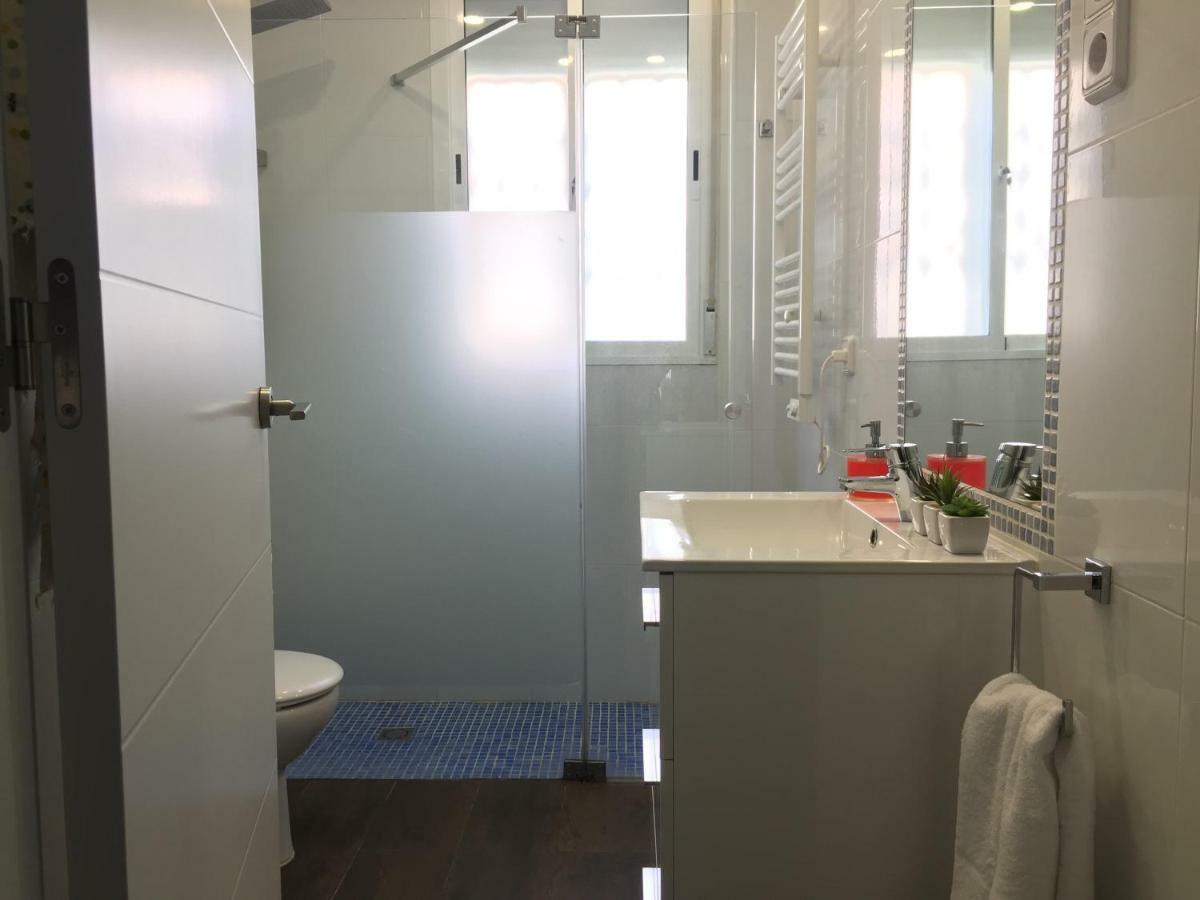 Nice Apartment 80 Meters From The Beach カラフェル エクステリア 写真