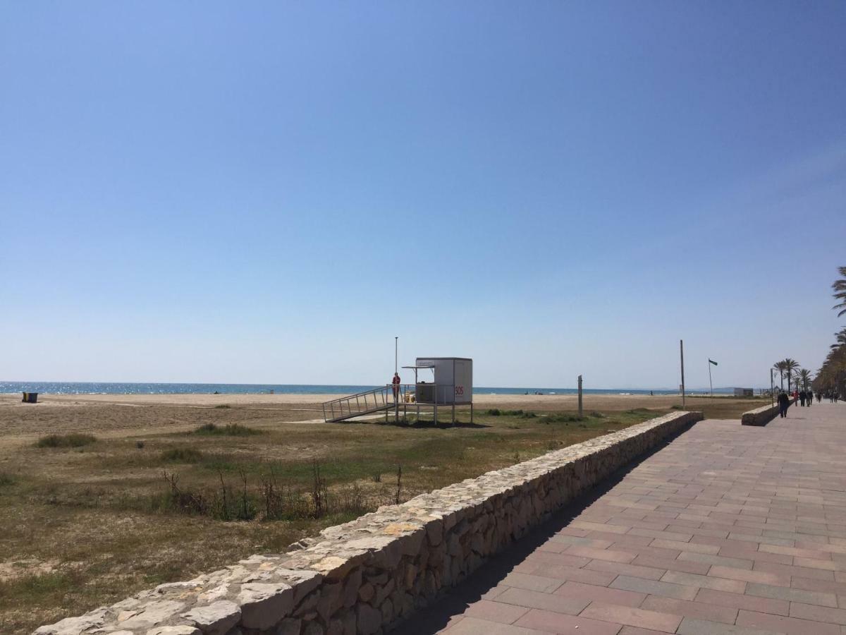 Nice Apartment 80 Meters From The Beach カラフェル エクステリア 写真